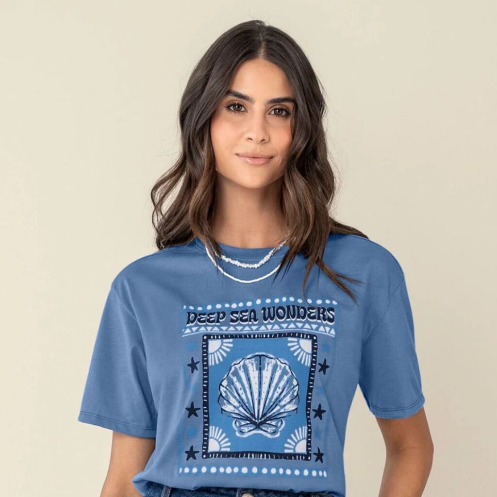 Blusa suelta estampada con cuello redondo azul